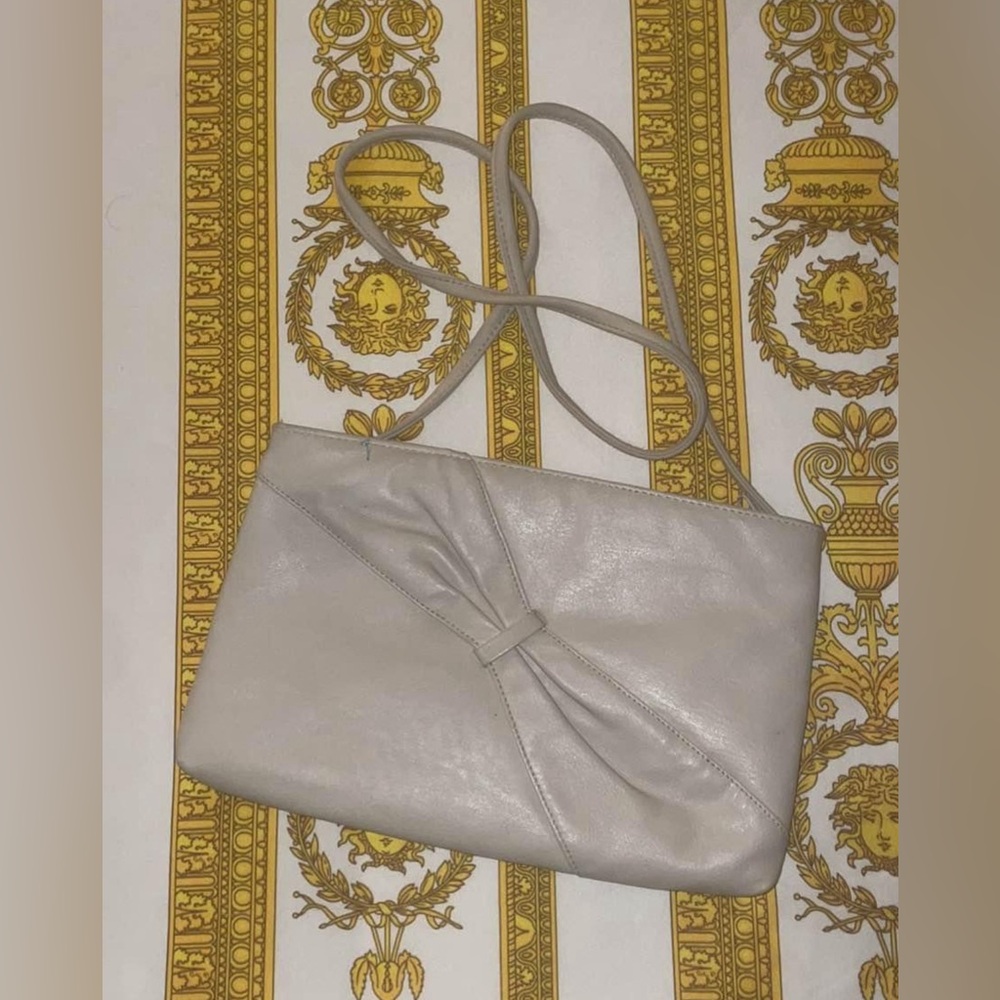 Vintage White Leather Purse 1980s
